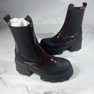 GANNI Patent Chunky Heel Chelsea Mole Leather Boots